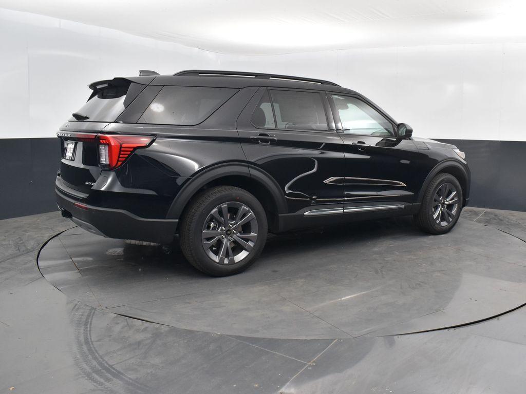 new 2025 Ford Explorer car, priced at $45,223