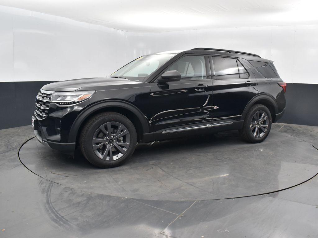 new 2025 Ford Explorer car, priced at $45,223