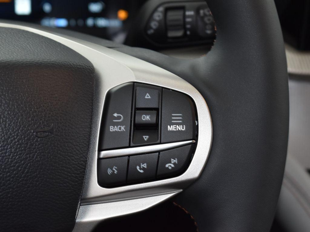 new 2025 Ford Explorer car, priced at $45,223