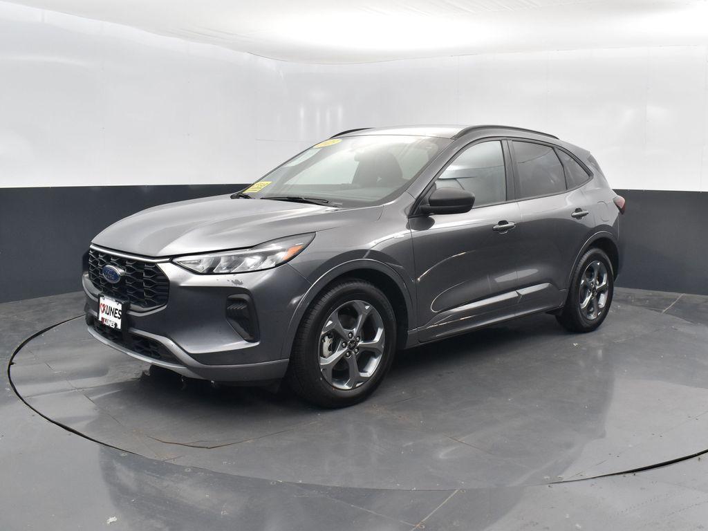 used 2023 Ford Escape car, priced at $20,555