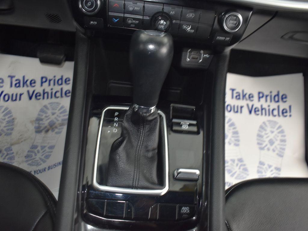 used 2023 Jeep Compass car, priced at $19,178