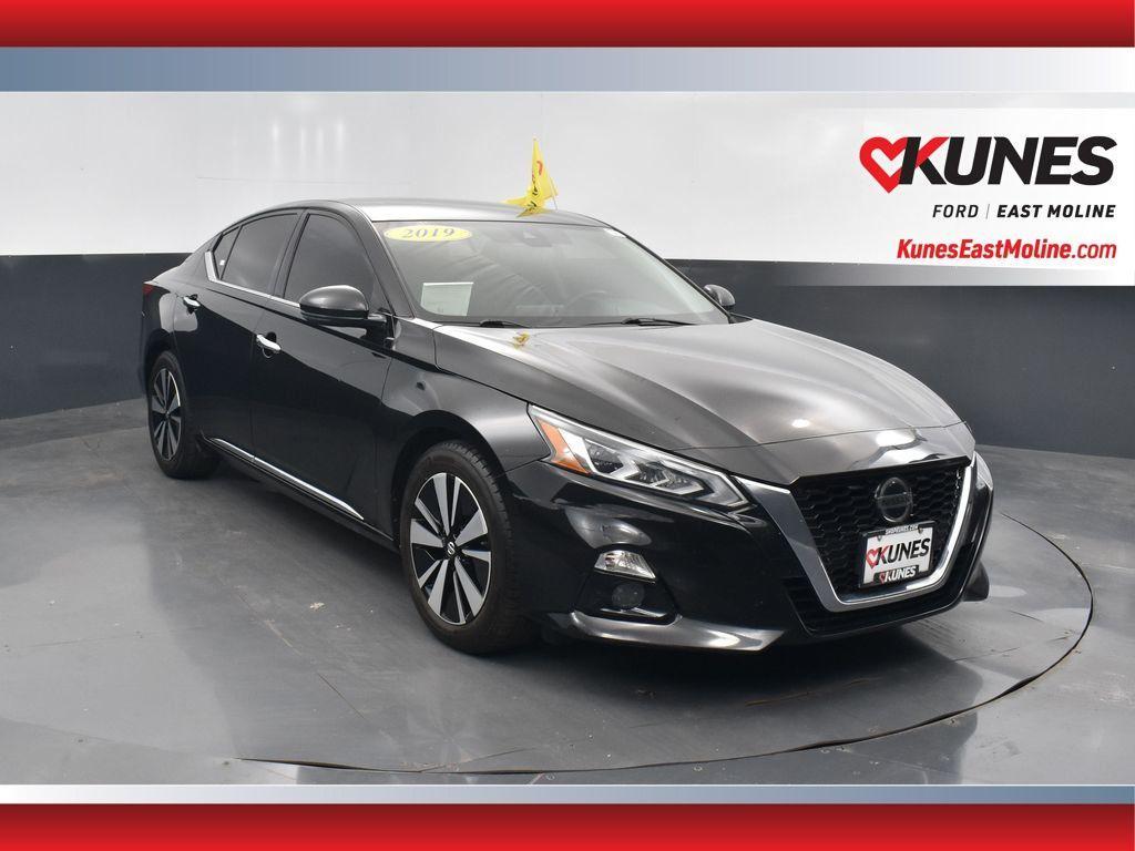 used 2019 Nissan Altima car, priced at $11,386