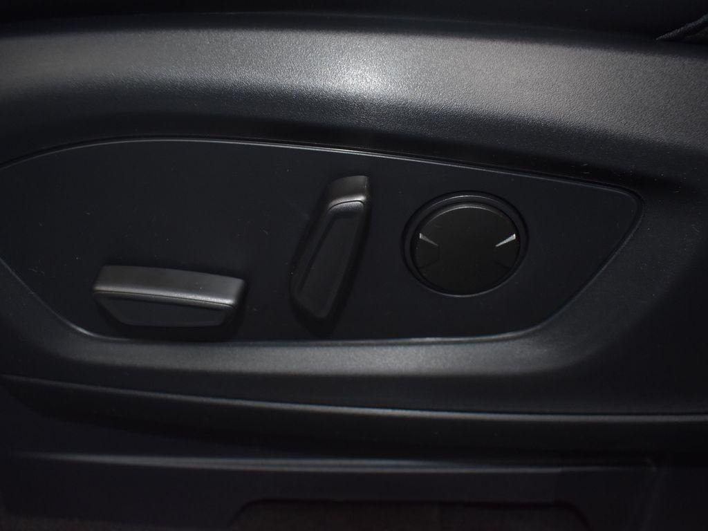 new 2025 Ford Explorer car, priced at $49,932