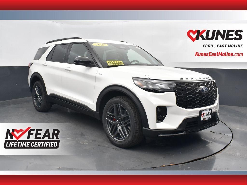 new 2025 Ford Explorer car, priced at $50,664