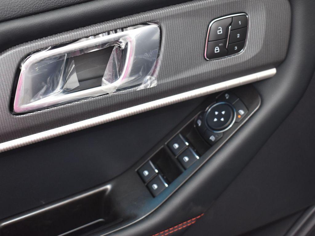 new 2025 Ford Explorer car, priced at $50,664