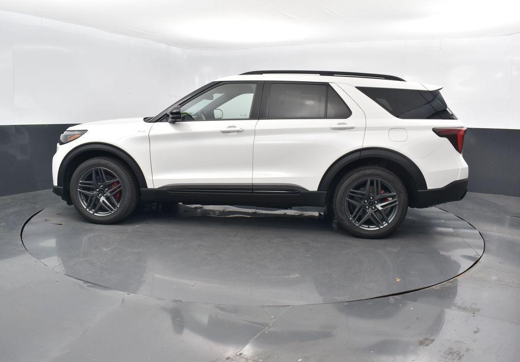 new 2025 Ford Explorer car, priced at $50,664