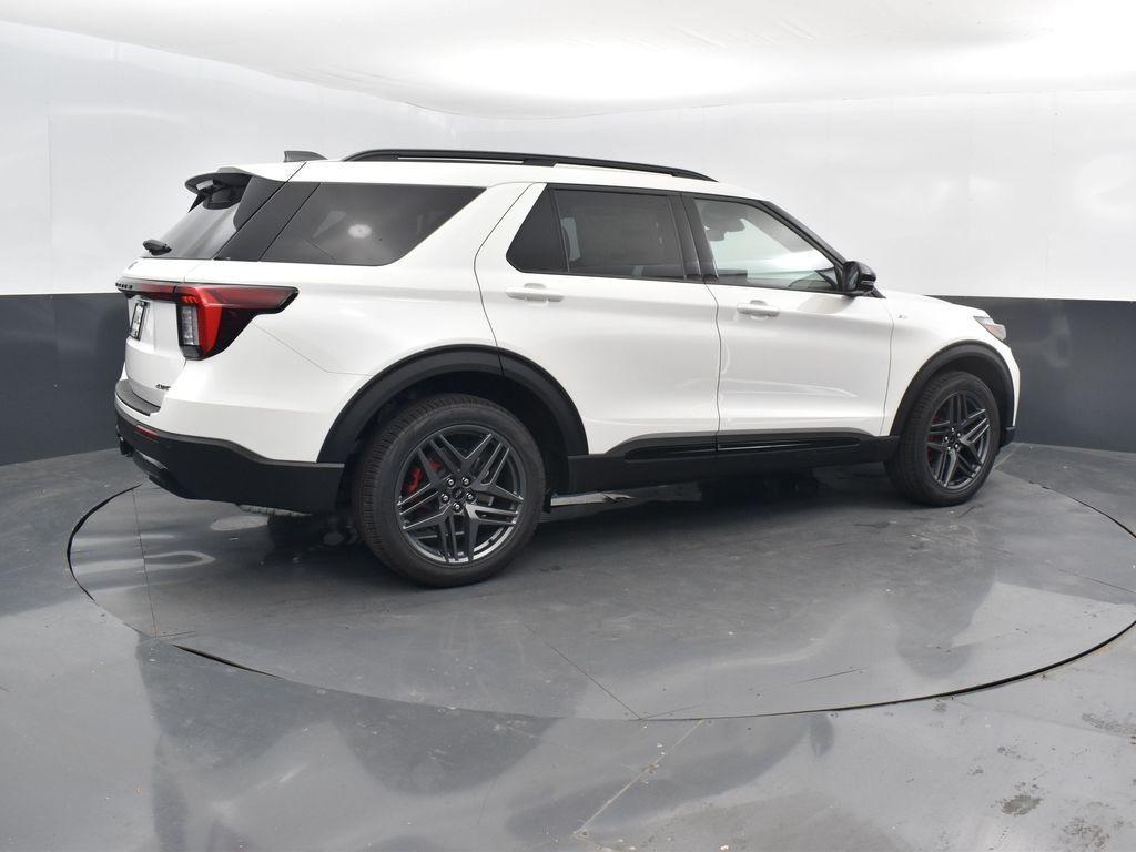 new 2025 Ford Explorer car, priced at $50,664