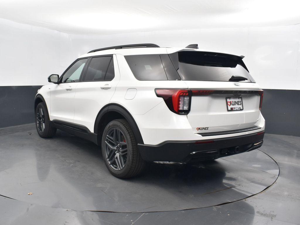 new 2025 Ford Explorer car, priced at $50,664