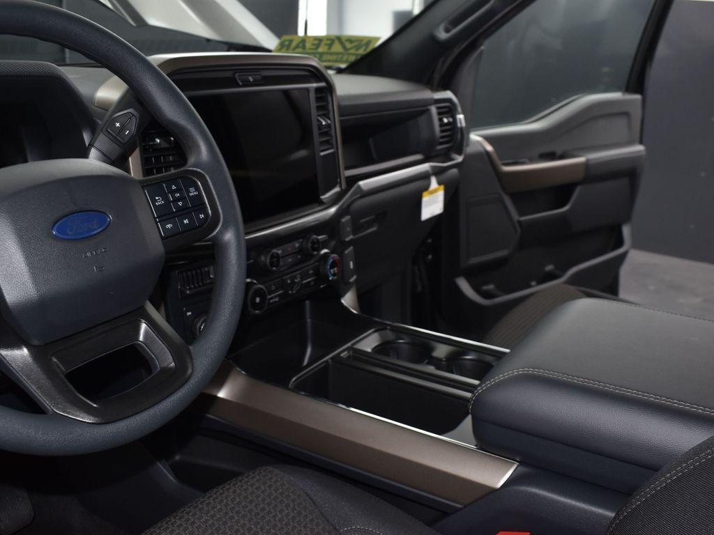 new 2025 Ford F-150 car, priced at $49,746