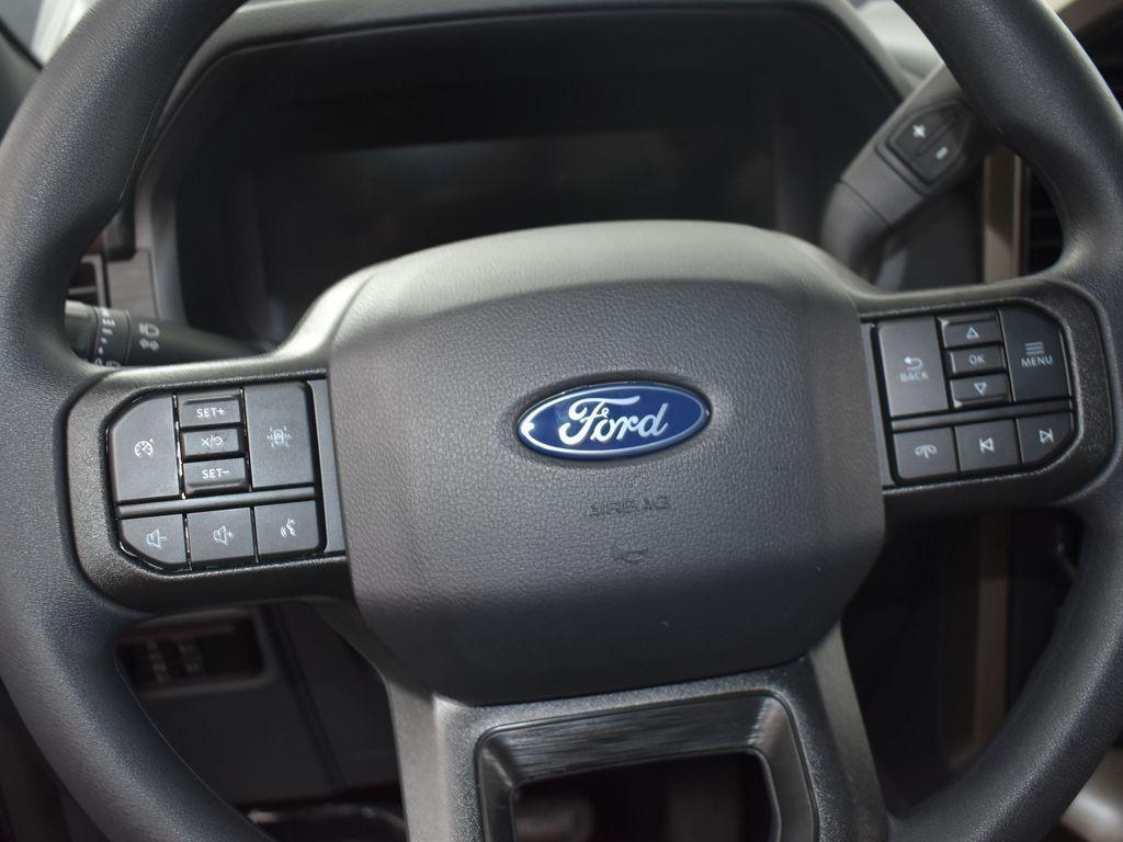 new 2025 Ford F-150 car, priced at $49,746