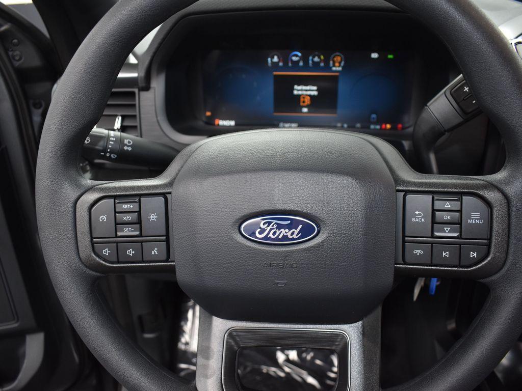 new 2025 Ford F-150 car, priced at $45,693