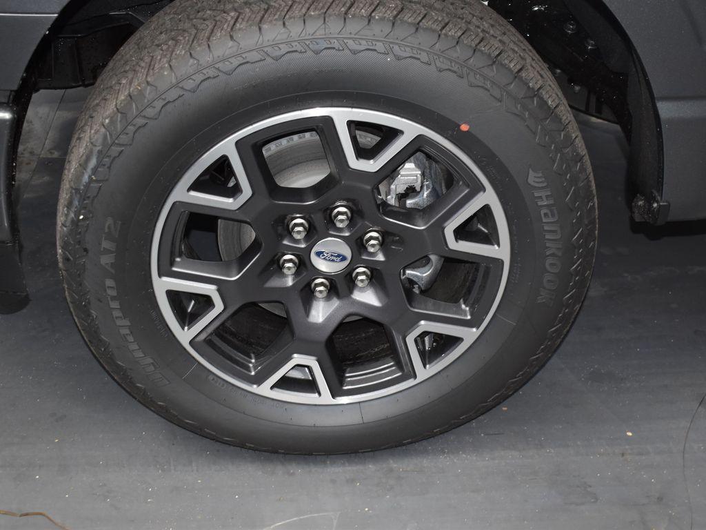 new 2025 Ford F-150 car, priced at $45,693