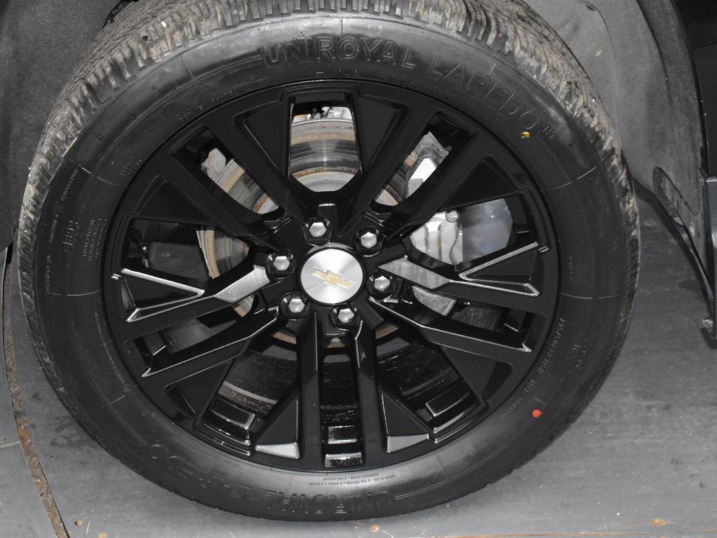 used 2024 Chevrolet Silverado 1500 car, priced at $41,221