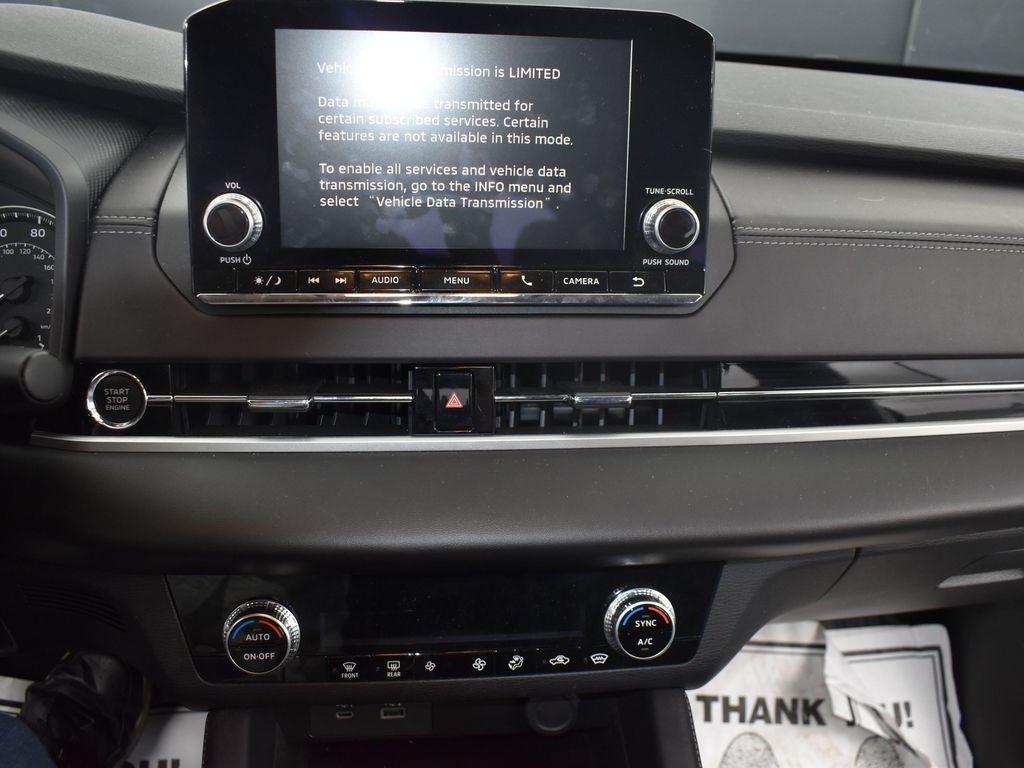 used 2024 Mitsubishi Outlander car, priced at $26,149