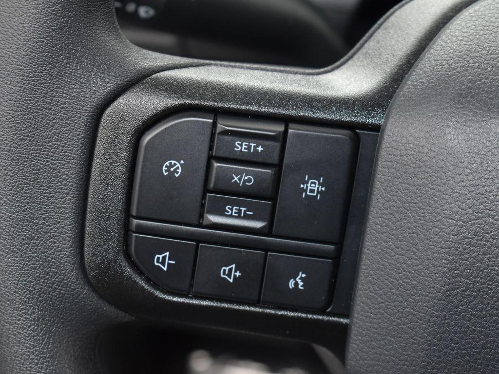 new 2025 Ford F-150 car, priced at $49,111