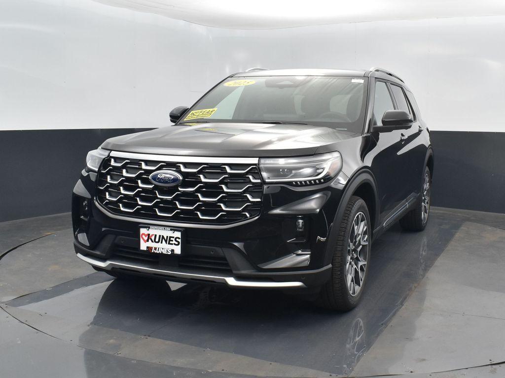 new 2025 Ford Explorer car, priced at $57,705