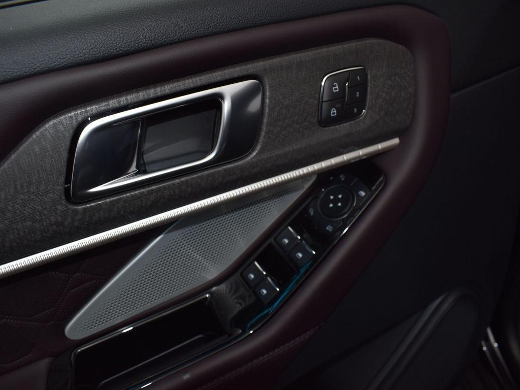 new 2025 Ford Explorer car, priced at $57,705