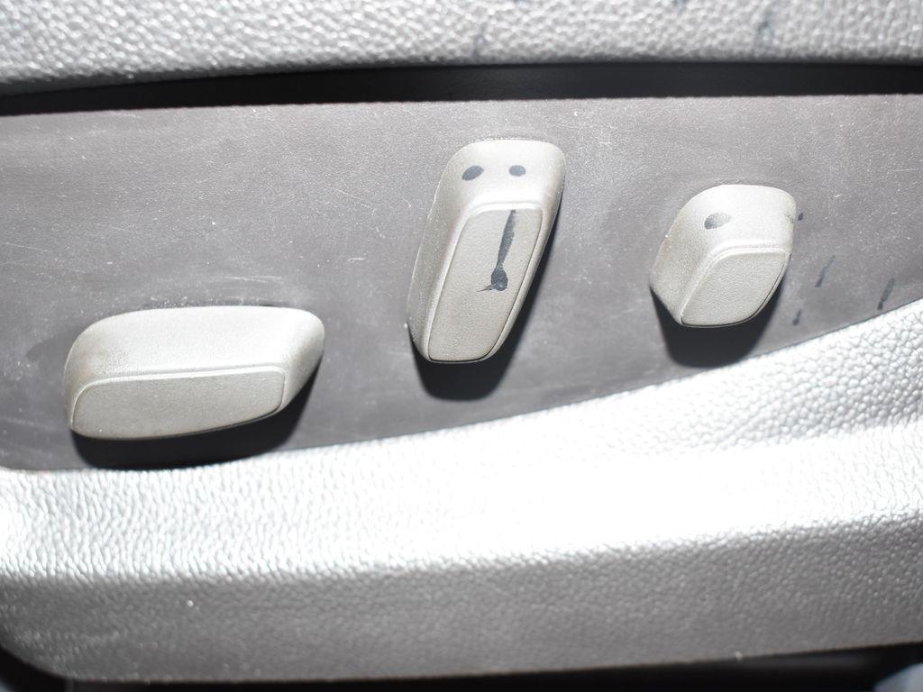 used 2015 GMC Yukon XL car, priced at $16,068