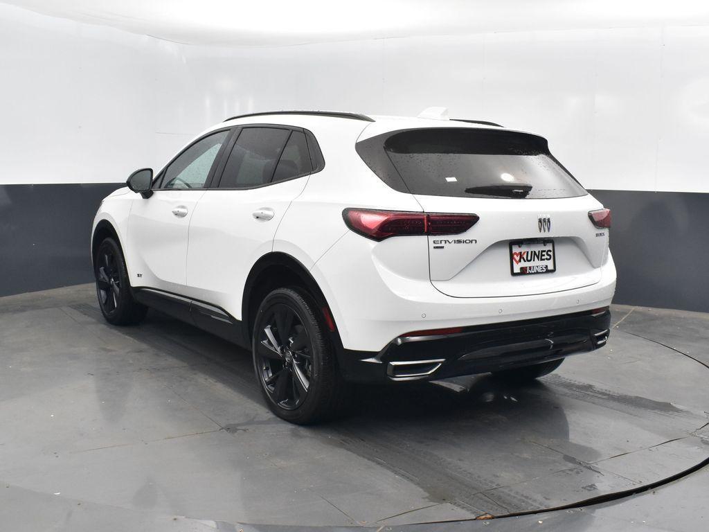 used 2024 Buick Envision car, priced at $32,428