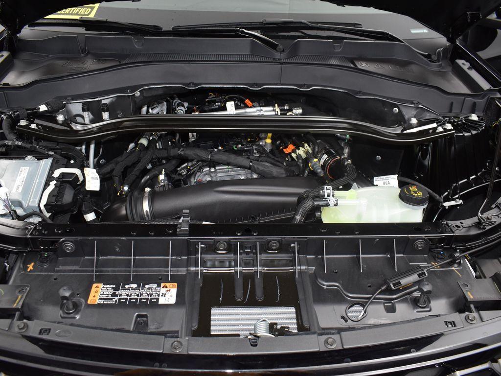 new 2025 Ford Explorer car, priced at $50,194