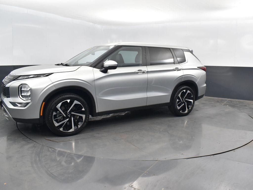 used 2023 Mitsubishi Outlander car, priced at $22,023