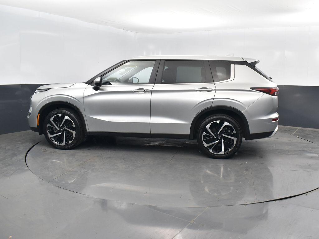 used 2023 Mitsubishi Outlander car, priced at $22,023