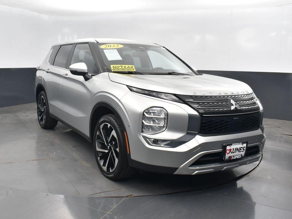 used 2023 Mitsubishi Outlander car, priced at $22,023