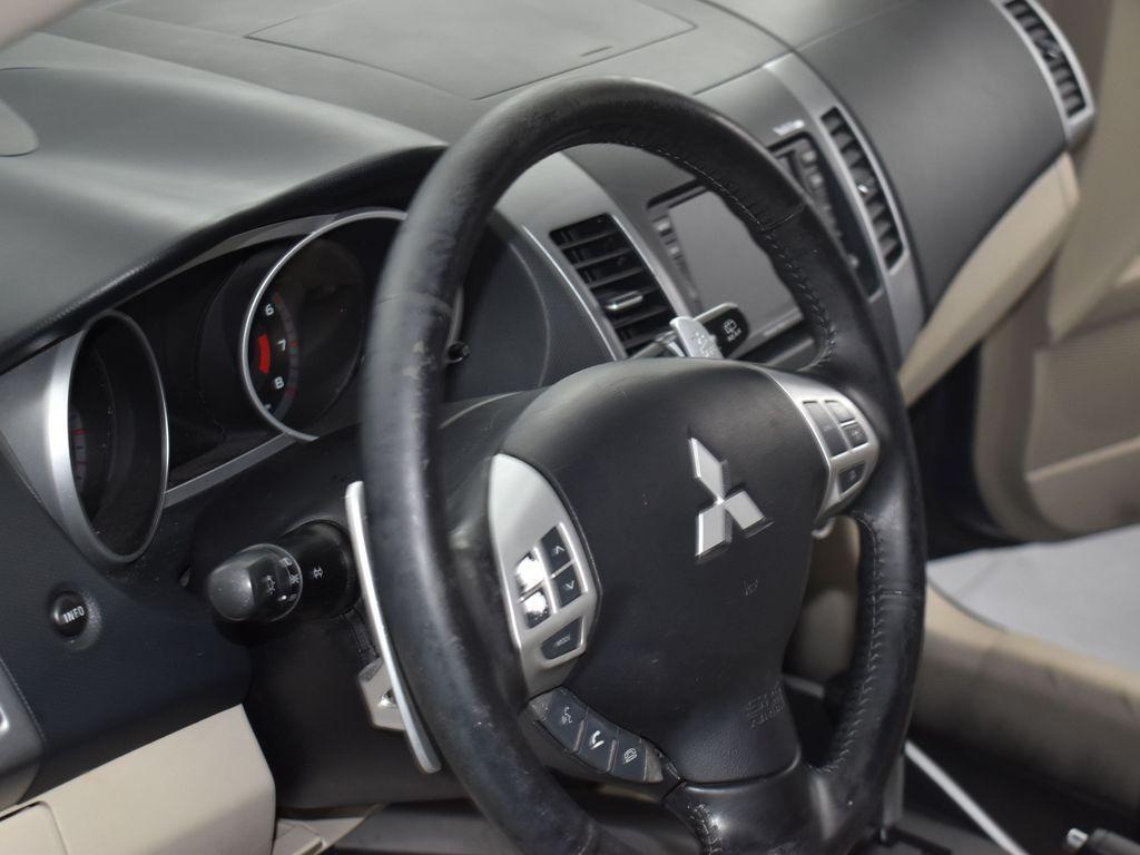 used 2007 Mitsubishi Outlander car, priced at $2,153