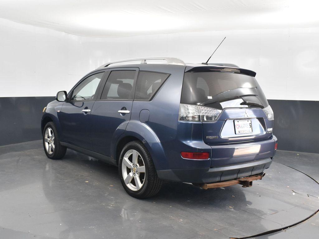 used 2007 Mitsubishi Outlander car, priced at $2,153