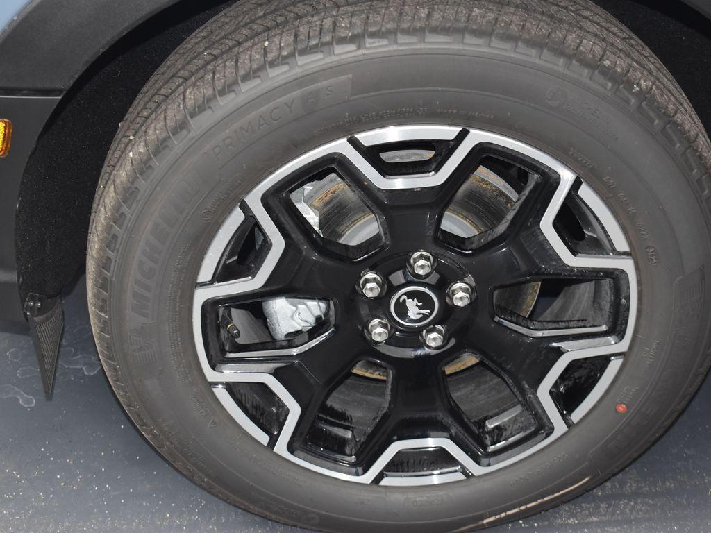 new 2025 Ford Bronco Sport car, priced at $40,295
