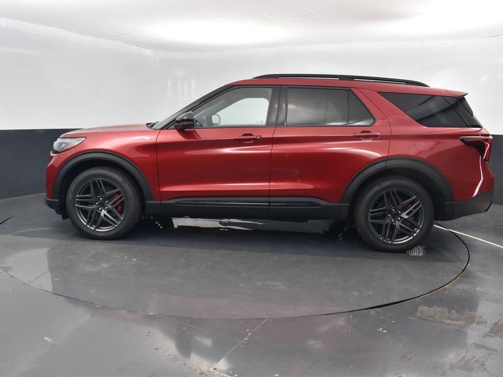 new 2025 Ford Explorer car, priced at $50,572