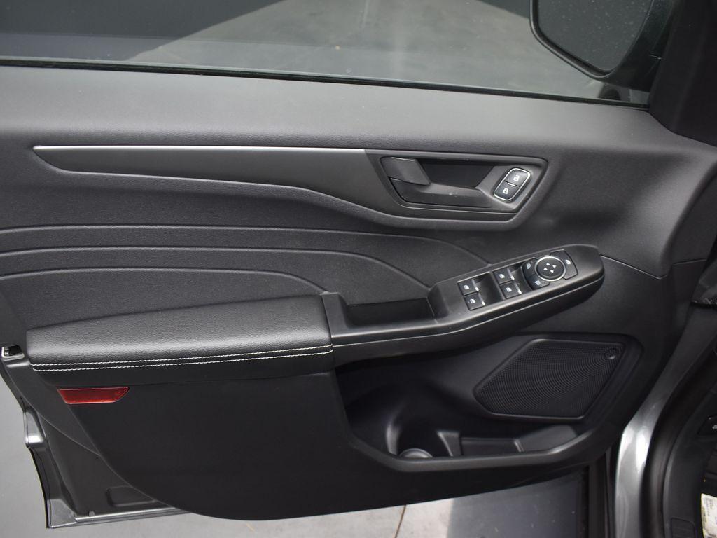 new 2026 Ford Escape car, priced at $33,140