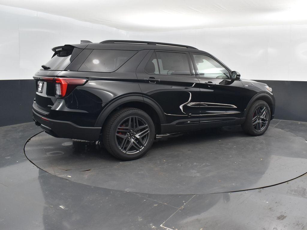 new 2025 Ford Explorer car, priced at $49,932