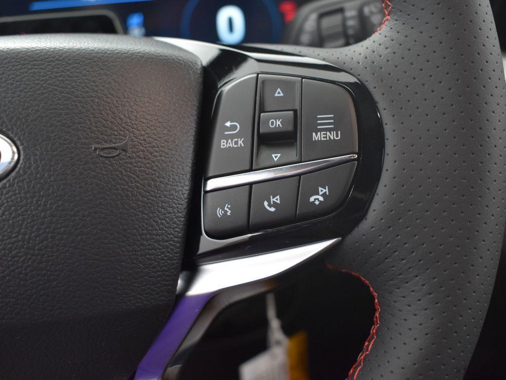 new 2025 Ford Explorer car, priced at $49,932