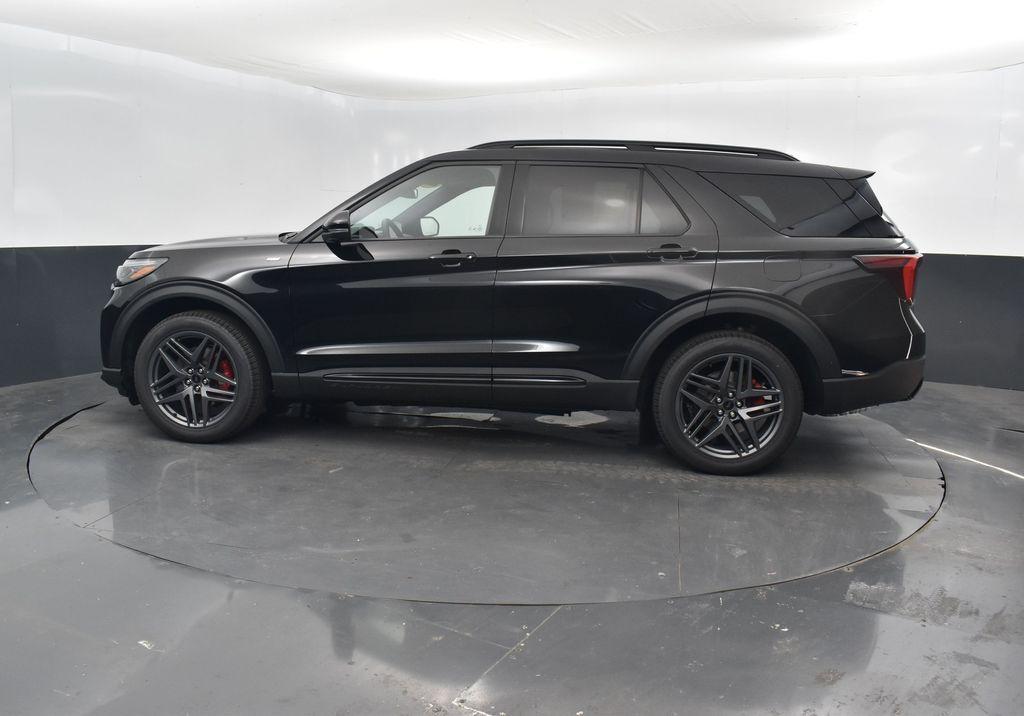 new 2025 Ford Explorer car, priced at $49,932