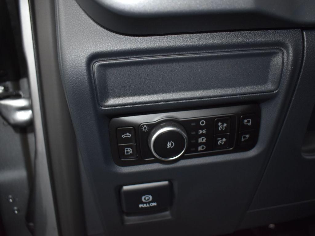 new 2025 Ford F-150 car, priced at $59,564