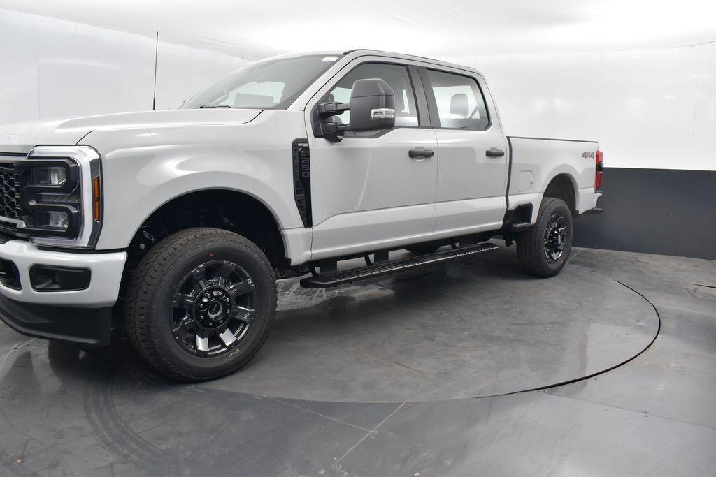 new 2025 Ford F-250 car, priced at $55,769