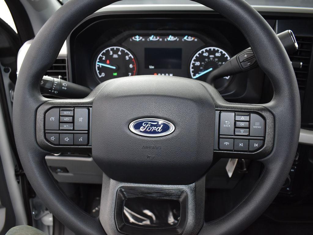 new 2025 Ford F-250 car, priced at $55,769