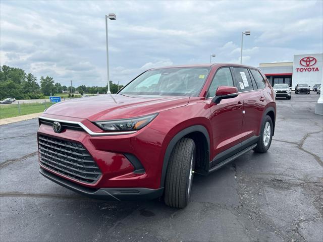 used 2025 Toyota Highlander Hybrid car, priced at $48,615