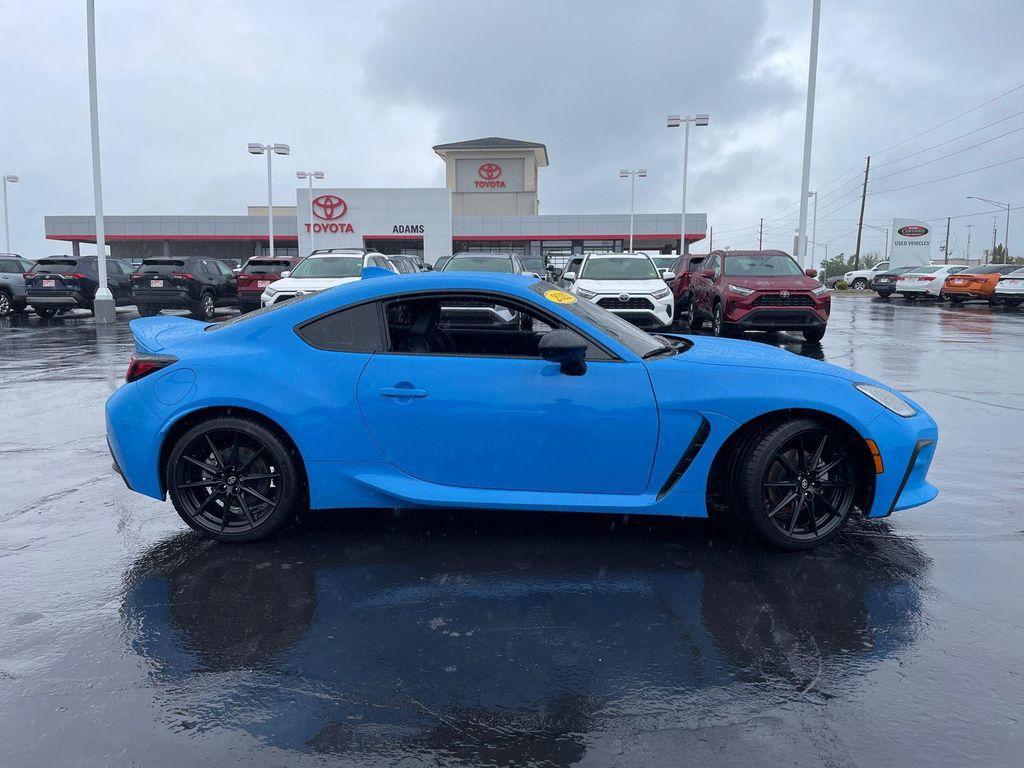 used 2022 Toyota GR86 car, priced at $29,915