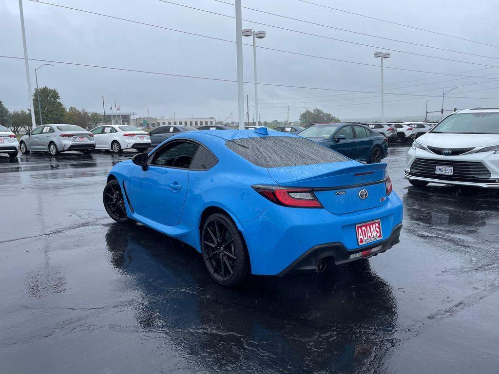 used 2022 Toyota GR86 car, priced at $29,915