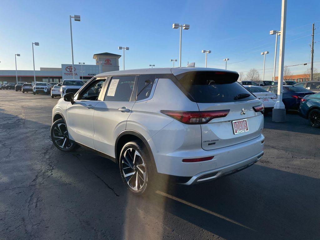 used 2023 Mitsubishi Outlander car, priced at $24,315