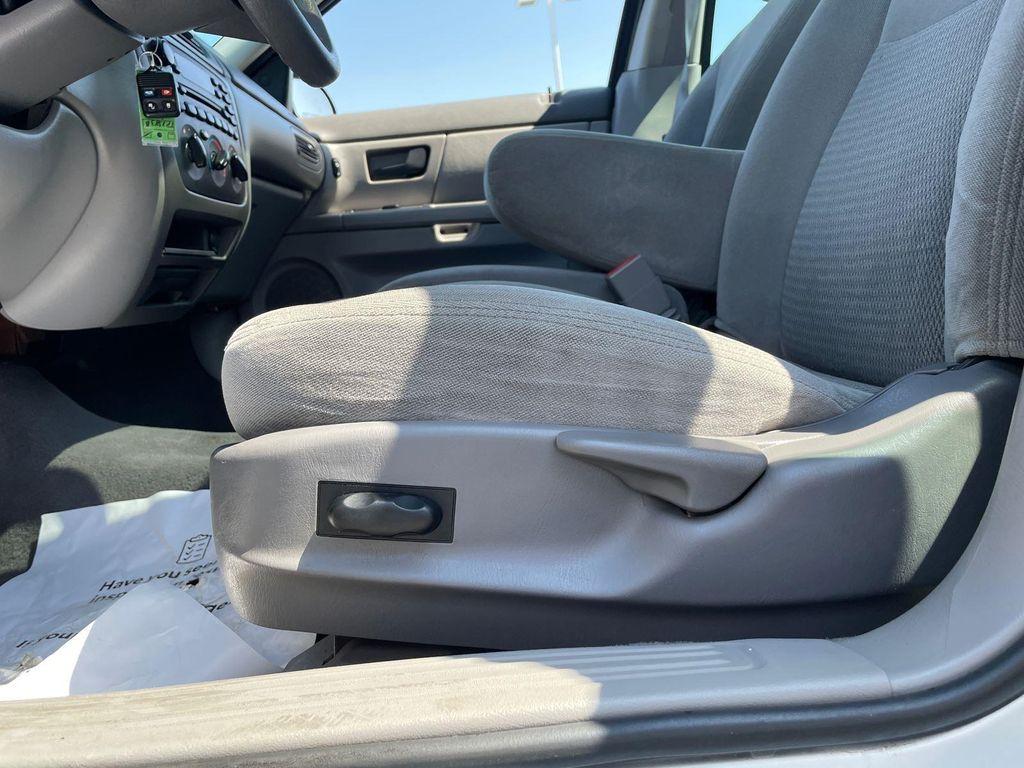 used 2004 Ford Taurus car, priced at $4,215