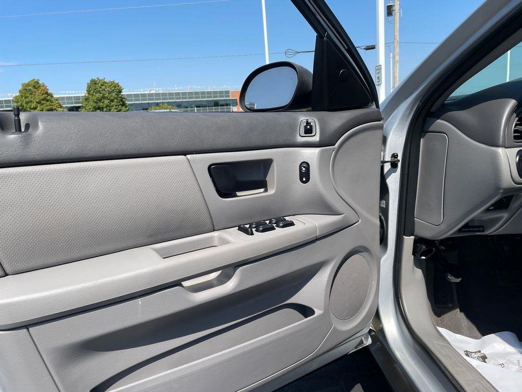 used 2004 Ford Taurus car, priced at $4,215