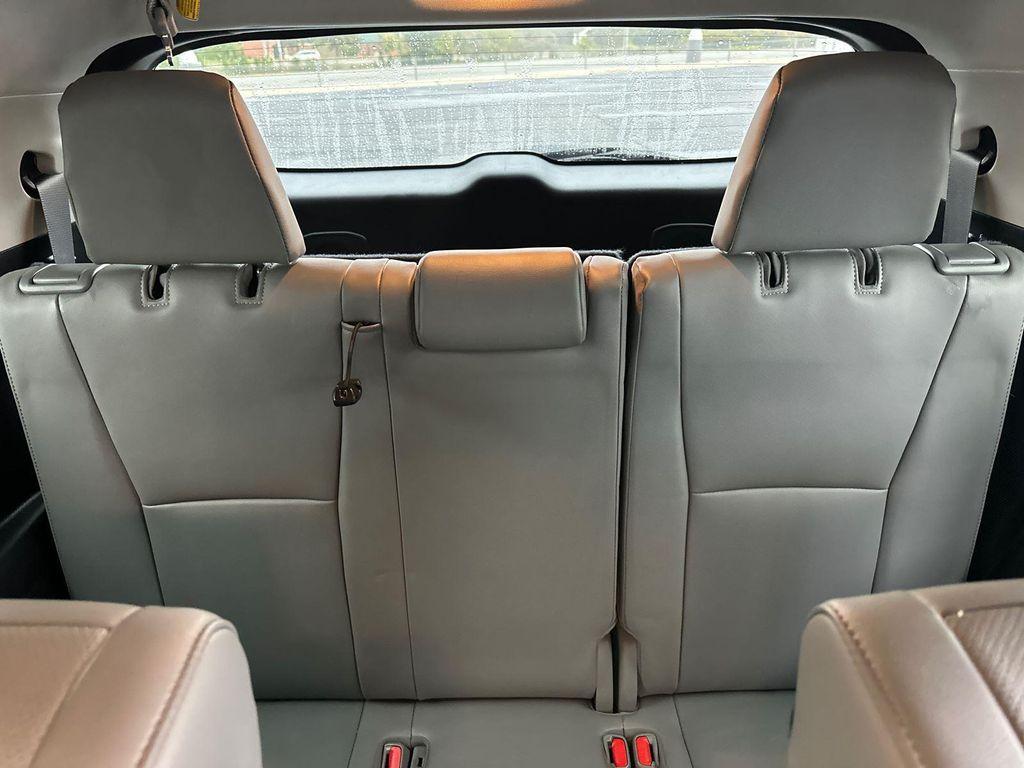 used 2022 Toyota Highlander Hybrid car, priced at $39,915