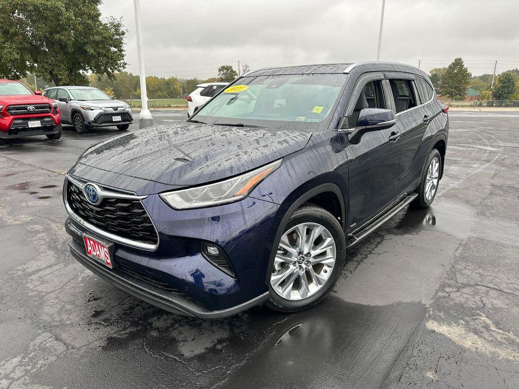 used 2022 Toyota Highlander Hybrid car, priced at $39,915