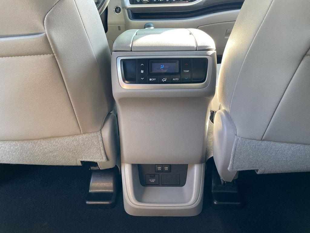 used 2019 Toyota Highlander car, priced at $33,187