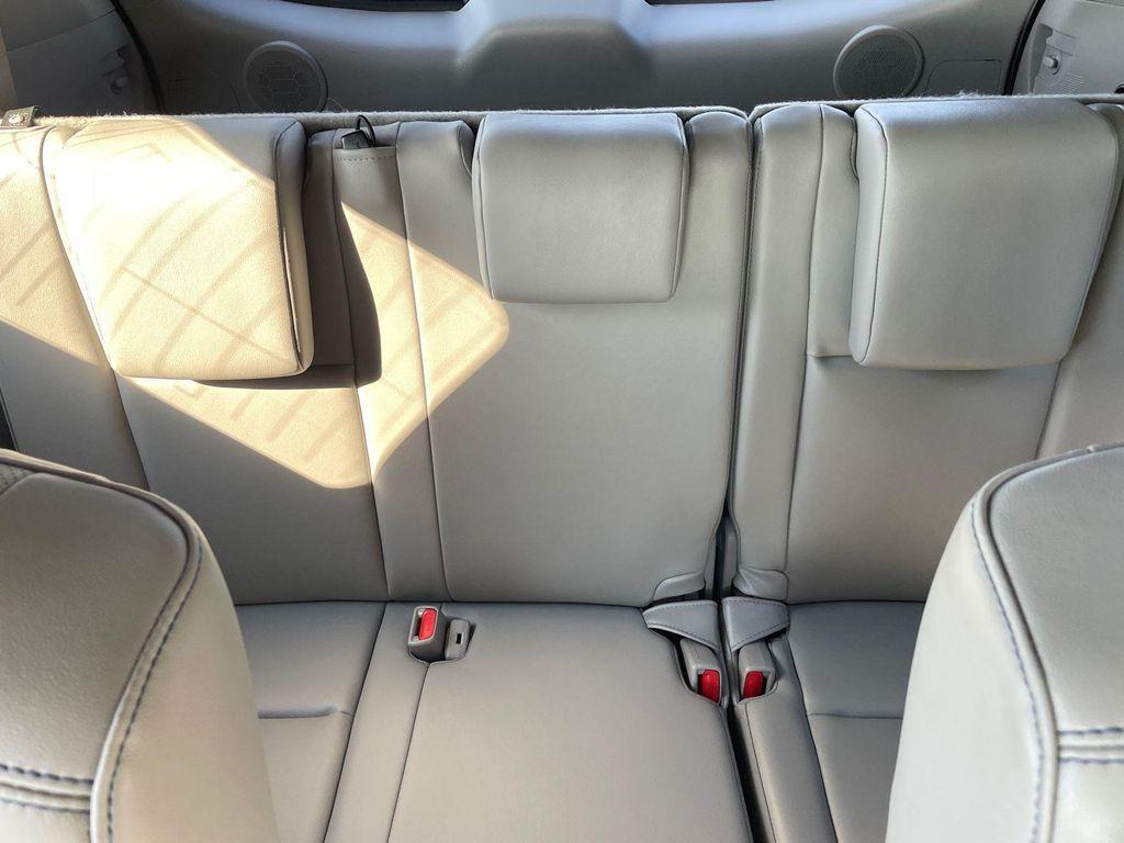 used 2019 Toyota Highlander car, priced at $33,187