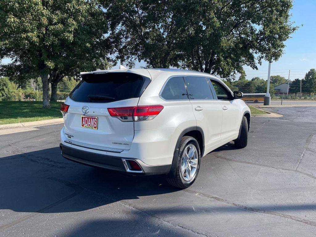 used 2019 Toyota Highlander car, priced at $33,187