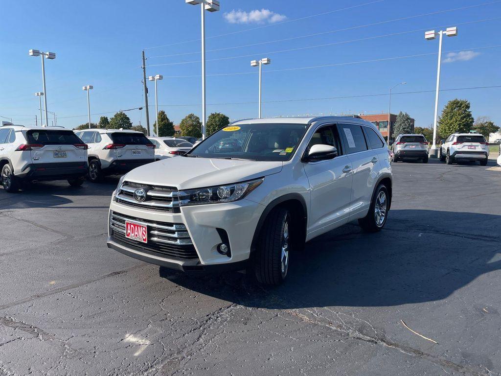 used 2019 Toyota Highlander car, priced at $33,187